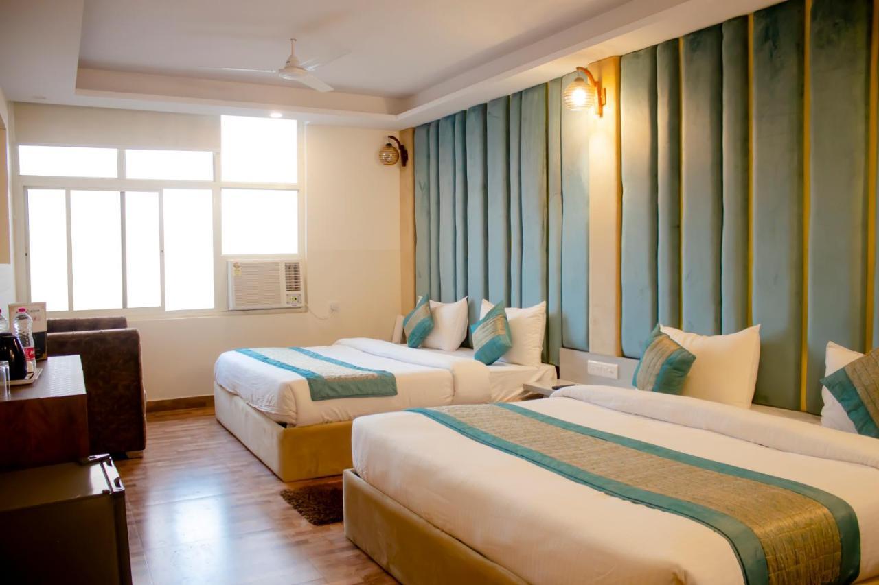 Hotel Airport City Near Delhi International Airport นิวเดลี ภายนอก รูปภาพ