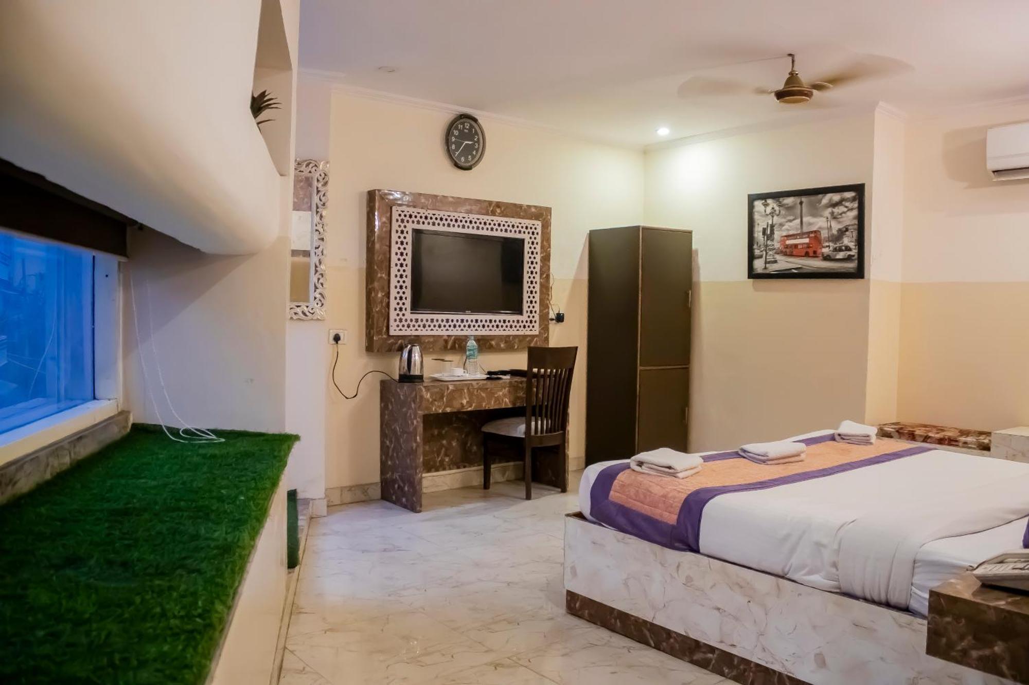 Hotel Airport City Near Delhi International Airport นิวเดลี ภายนอก รูปภาพ