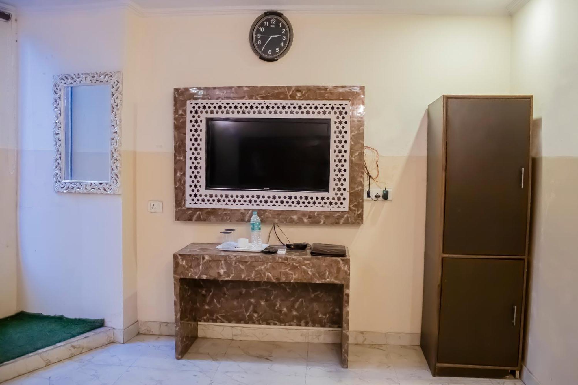 Hotel Airport City Near Delhi International Airport นิวเดลี ภายนอก รูปภาพ