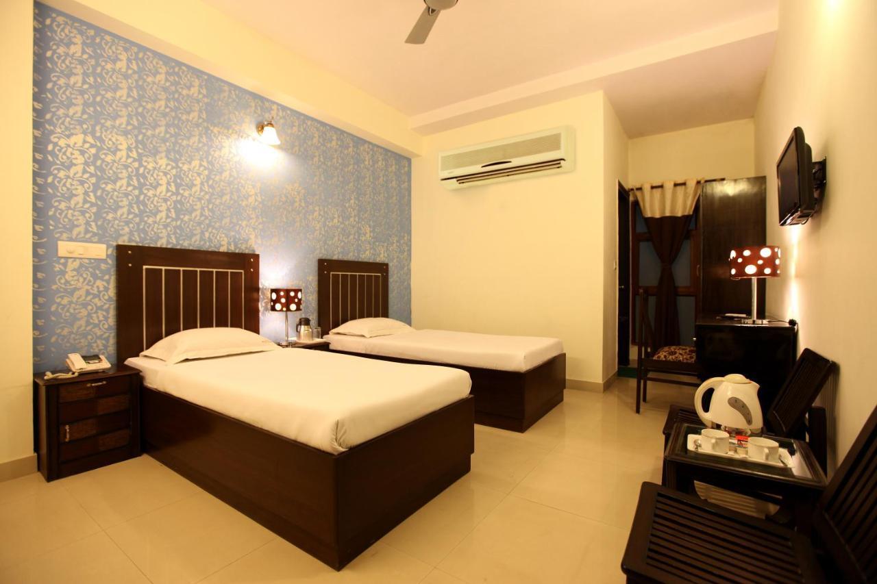 Hotel Airport City Near Delhi International Airport นิวเดลี ภายนอก รูปภาพ