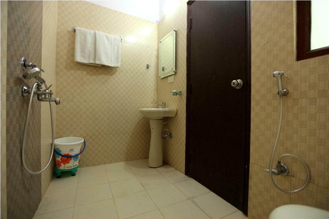Hotel Airport City Near Delhi International Airport นิวเดลี ภายนอก รูปภาพ