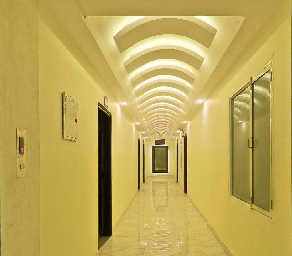 Hotel Airport City Near Delhi International Airport นิวเดลี ภายนอก รูปภาพ